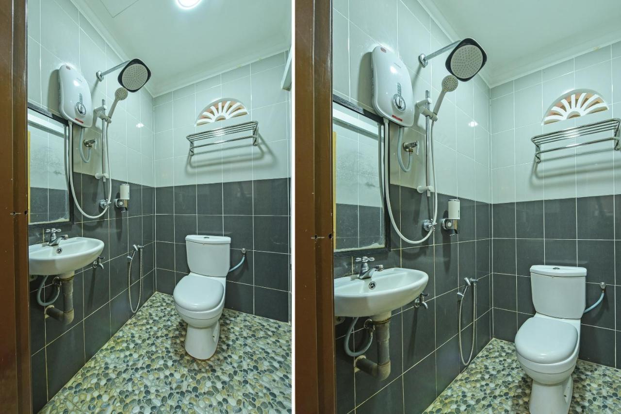 Oyo 90642 Twin Mutiara Chalet & Homestay Jeli Bagian luar foto