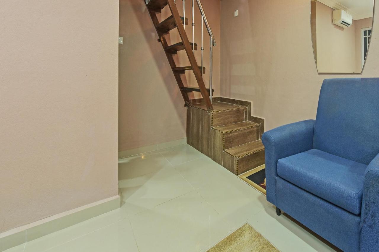 Oyo 90642 Twin Mutiara Chalet & Homestay Jeli Bagian luar foto
